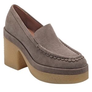 MARC FISHER LINA HEELED LOAFER...Size 8